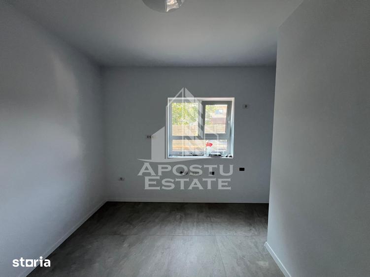 Casă cu 3 camere cu Teren 270 Mp în Sânandrei