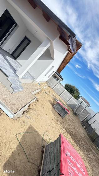 Casă cu 5 camere cu Teren 424 Mp în Cetate