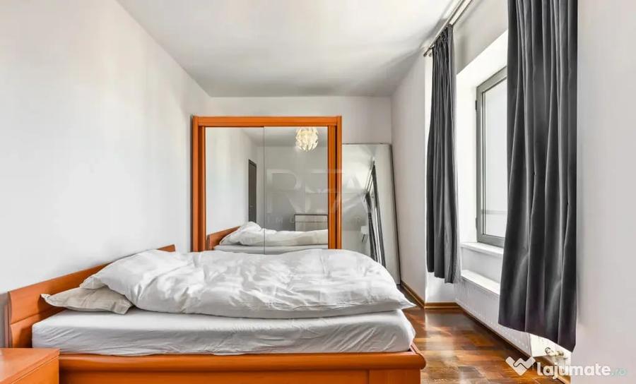 Apartament cu 3 camere semidecomandat în Titulescu