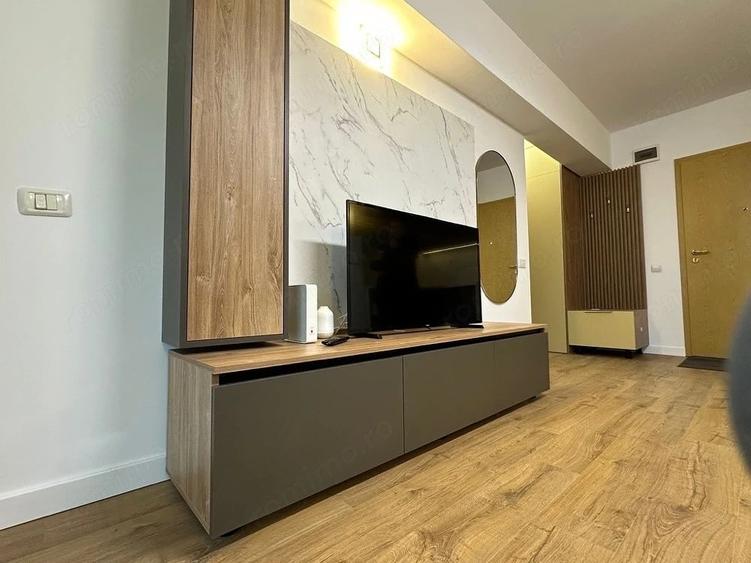 Apartament cu 2 camere semidecomandat în Poarta 6