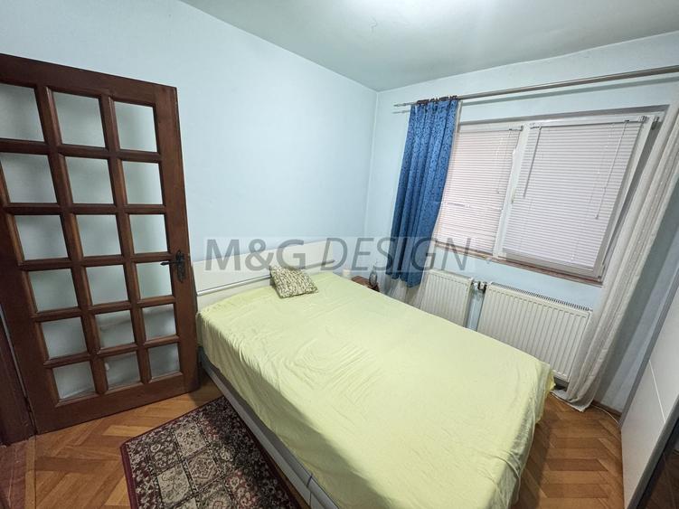 Apartament cu 3 camere decomandat în Lugojului