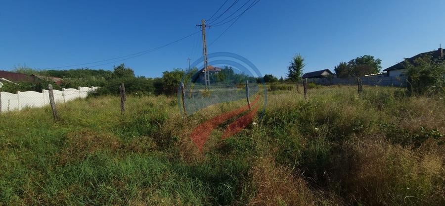 Teren Construcții intravilan de 8227 mp, în Fratoștița