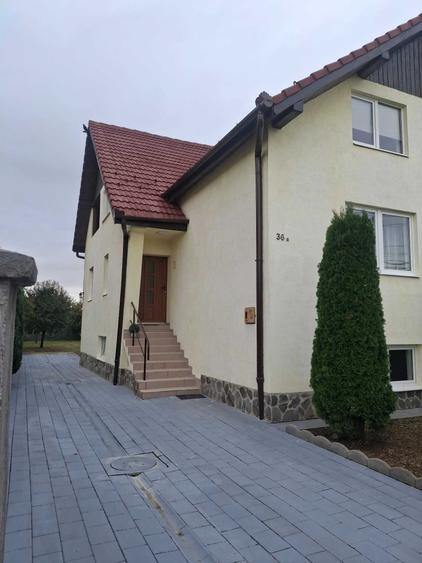 Casă cu 4 camere decomandat cu Teren 500 Mp în Lazaret