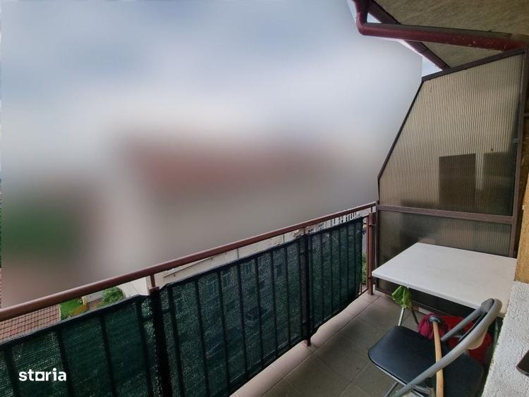 Garsonieră decomandată în Central