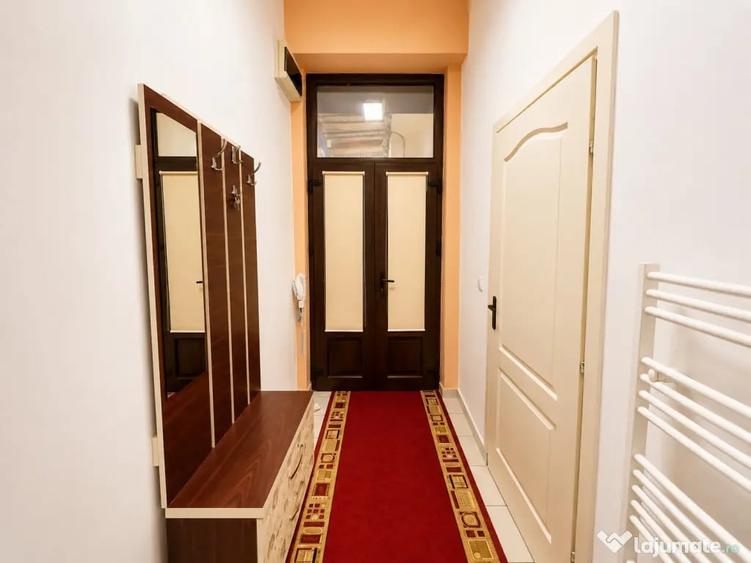 Garsonieră în Traian