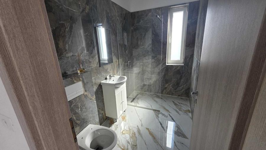 Apartament cu 2 camere semidecomandat în Braytim