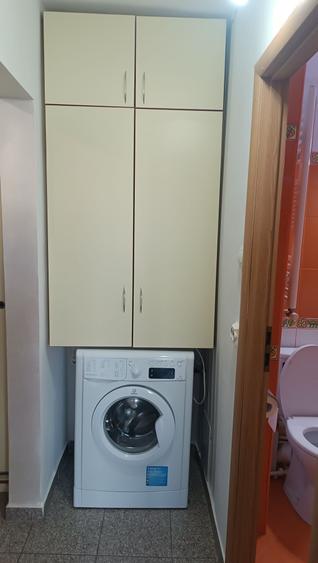 Apartament cu 2 camere decomandat în Broșteni