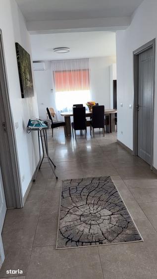 Casă cu 3 camere cu Teren 500 Mp în Central