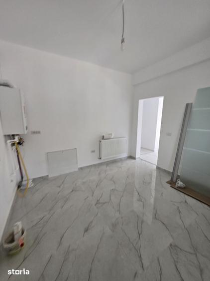 Casă cu 3 camere cu Teren 250 Mp în Central