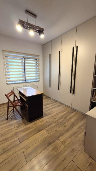 Duplex cu 4 camere cu Canalizare în Bartolomeu