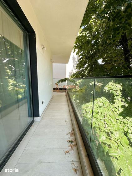 Apartament cu 3 camere decomandat în Cișmigiu