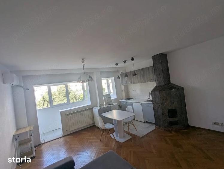 Garsonieră semidecomandată în Basarabia