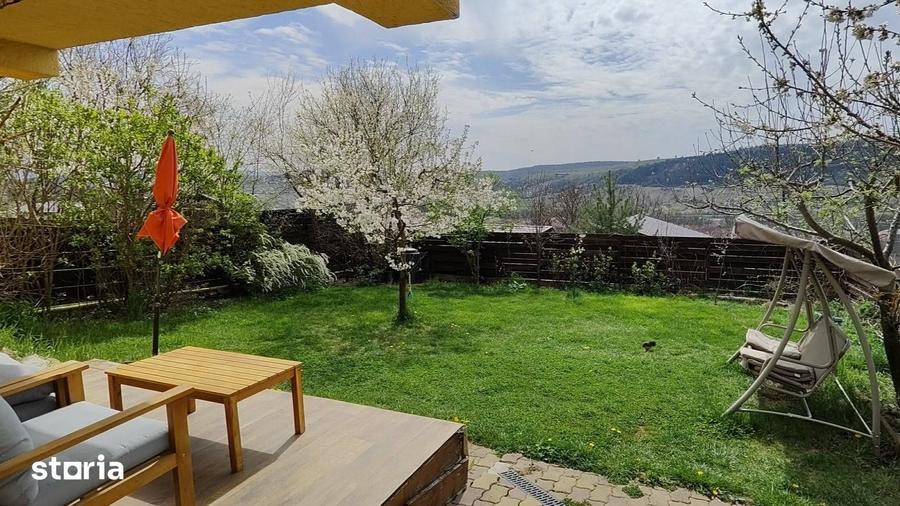 Casă cu 6 camere cu Teren 350 Mp în Baciu