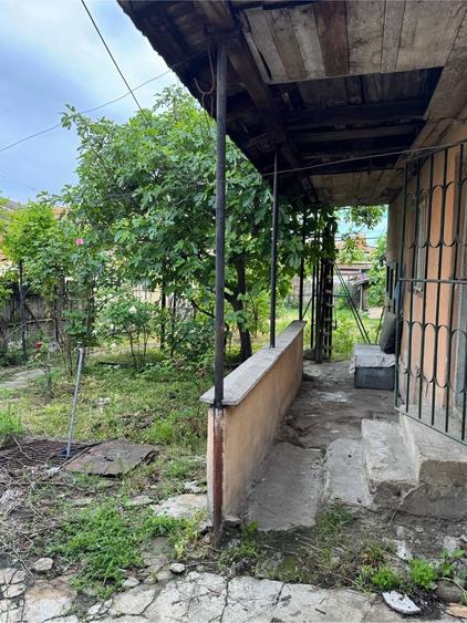 Casă cu 3 camere cu Teren 350 Mp în Central