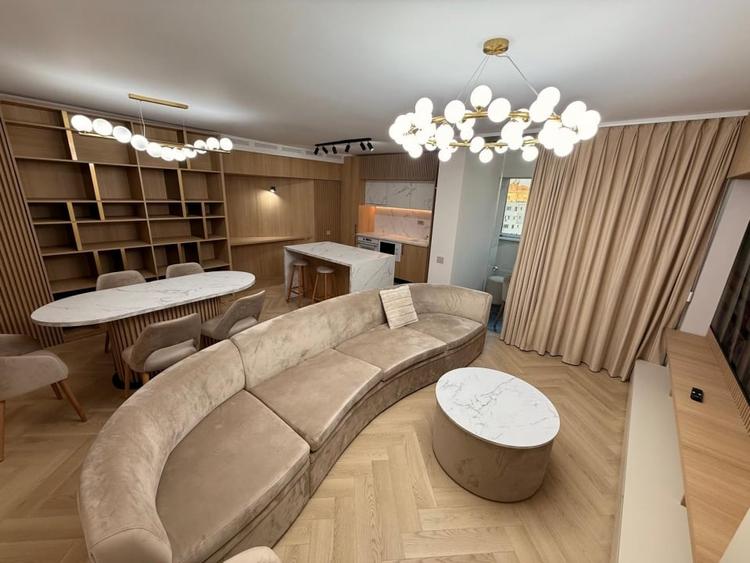 Apartament cu 2 camere semidecomandat, mobilat în Zimbru
