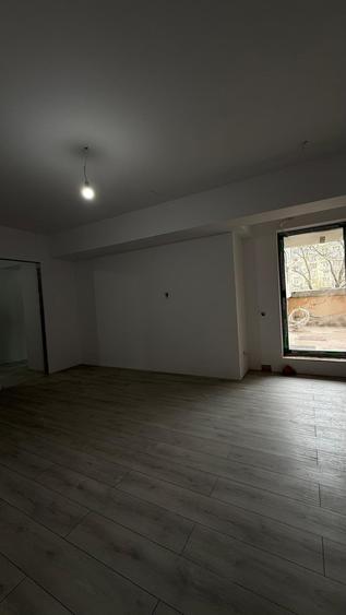 Apartament cu 3 camere decomandat în Unirii