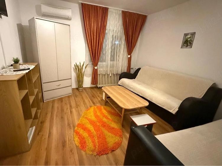 Garsonieră decomandată în Inel II