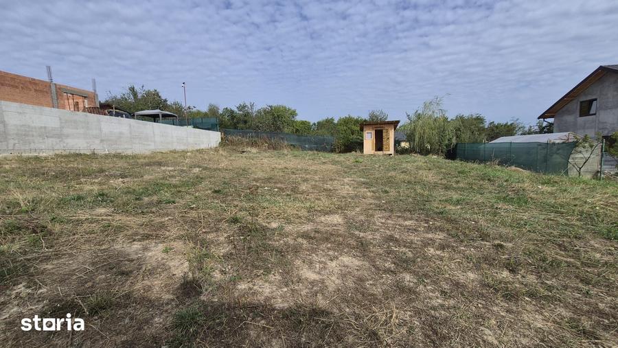 Teren de 665 mp, în Moșoaia