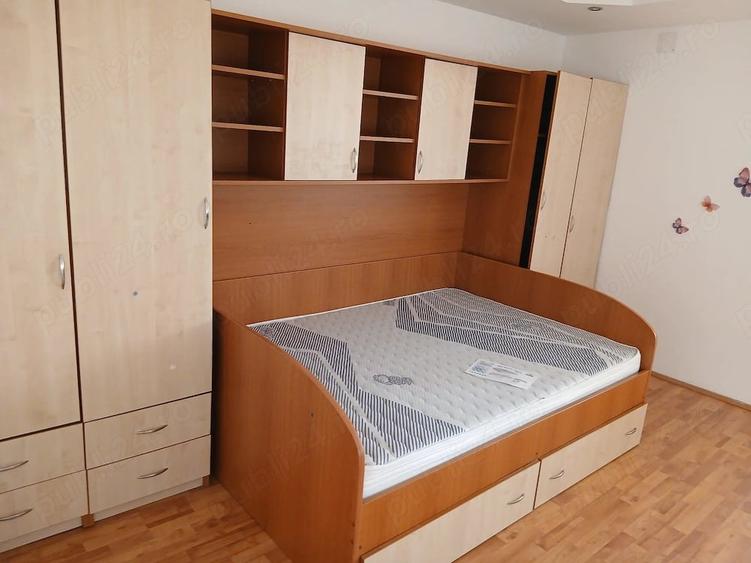 Garsonieră decomandată în Central