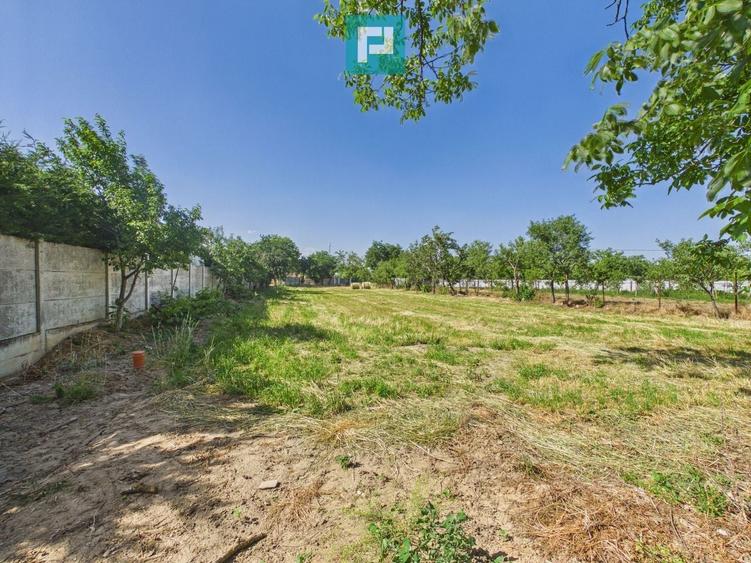 Casă individuală cu 3 camere cu Canalizare în Gepiu
