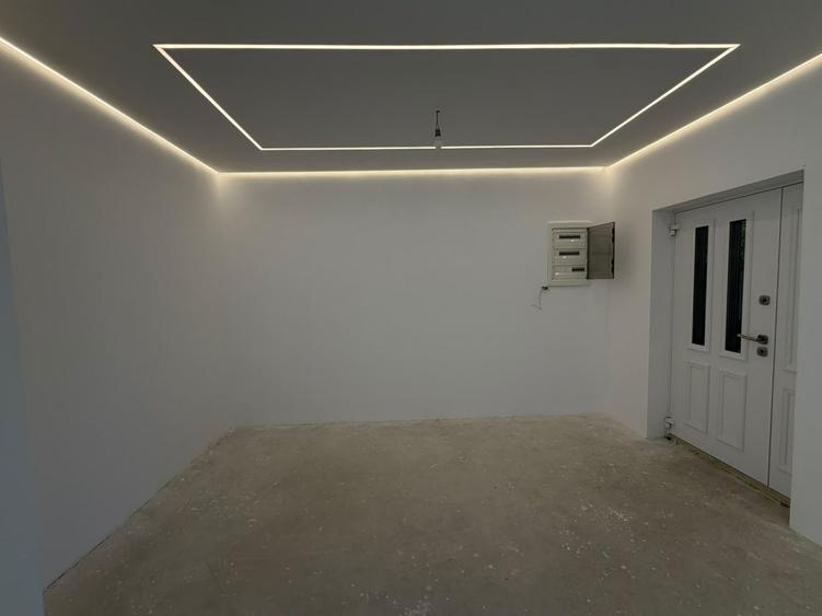 Casă individuală cu 5 camere cu Canalizare în Pipera