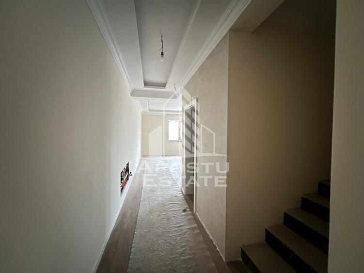 Duplex cu 5 camere cu Canalizare în Giarmata