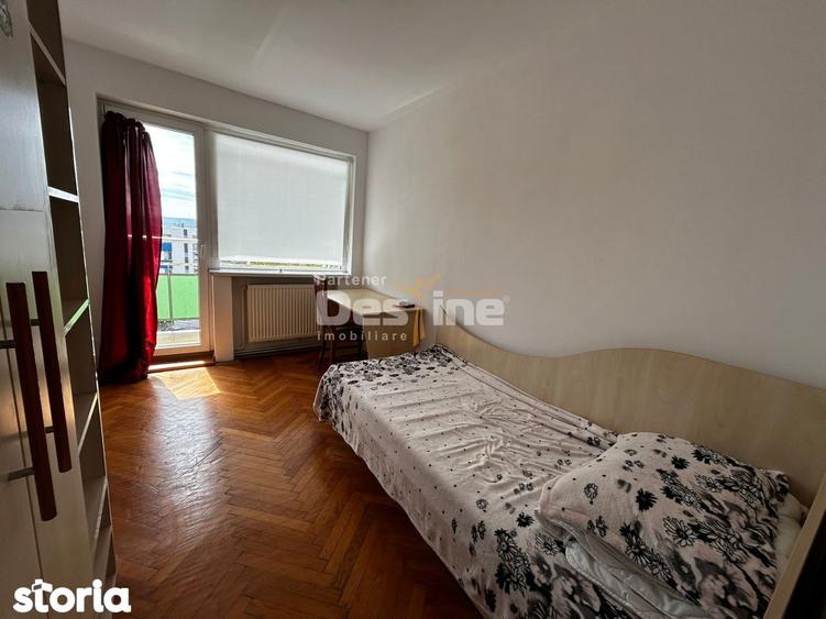 Apartament cu 3 camere decomandat, mobilat în Copou
