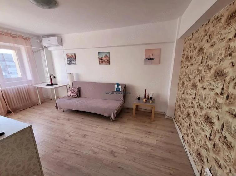 Garsonieră decomandată în Berceni