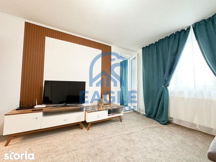 Apartament cu 2 camere decomandat, mobilat în Central