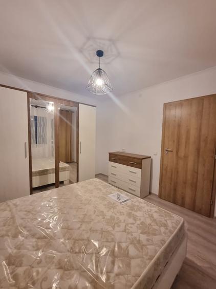 Apartament cu 2 camere nedecomandat în Podu Roș