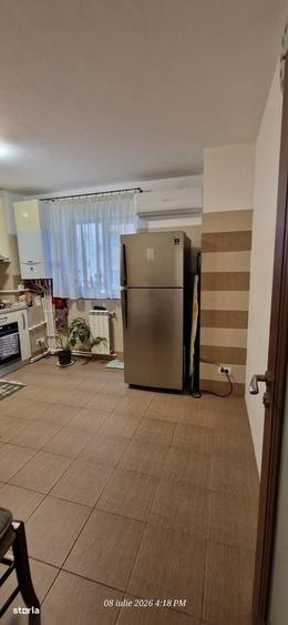 Apartament cu 3 camere decomandat în Tătărași