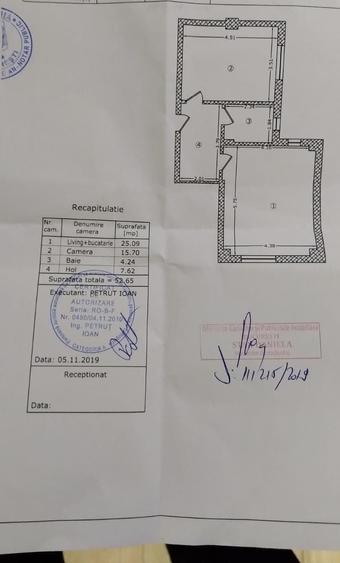 Apartament cu 2 camere decomandat în Central