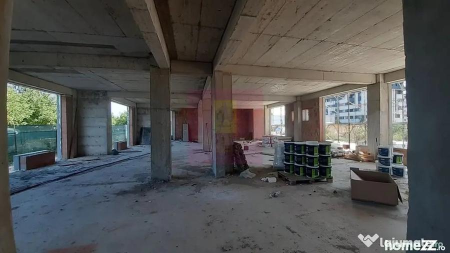 Spațiu comercial, de 330 mp, în Chiajna