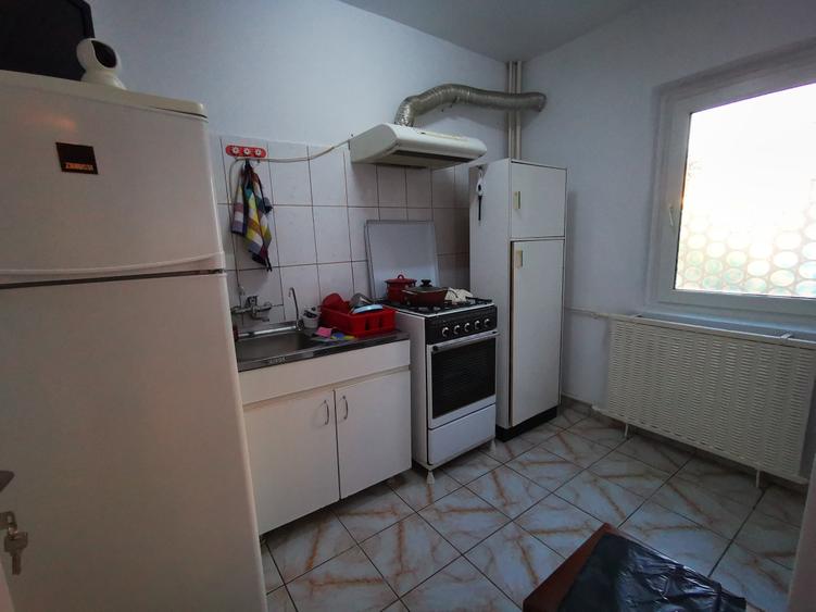 Garsonieră decomandată în Lujerului