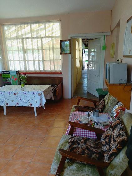 Casă cu 3 camere cu Teren 836 Mp în Giarmata