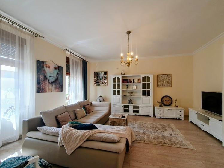 Apartament cu 2 camere semidecomandat în Ultracentral