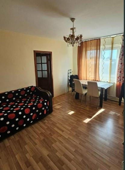 Apartament cu 2 camere nedecomandat în Micro 5