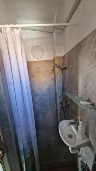 Casă cu 4 camere în Dara