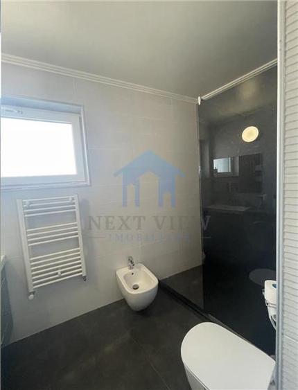 Apartament cu 2 camere decomandat în Gară