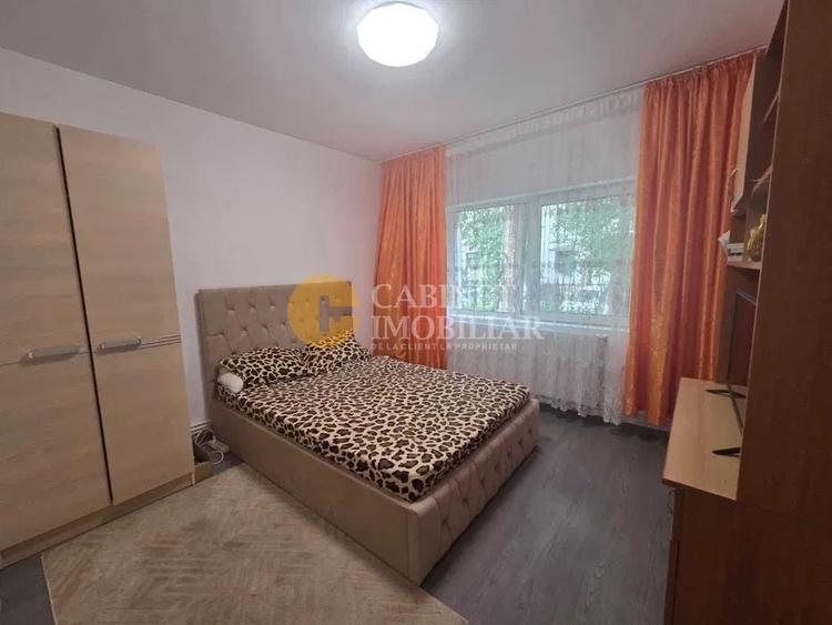Apartament cu 3 camere decomandat, mobilat în Mircea cel Bătrân
