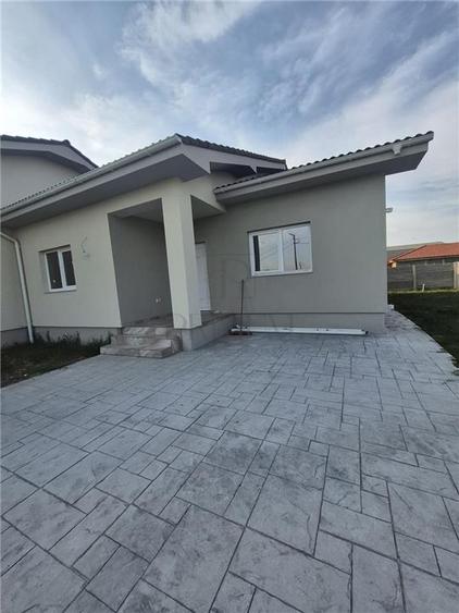 Duplex super = zona foarte buna - toate utiliatile - 3 dormitoare - 2