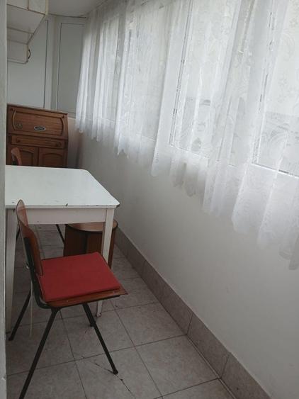 Apartament cu 2 camere decomandat în Zorilor