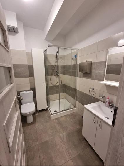 Apartament cu 2 camere semidecomandat, mobilat în Mărăști
