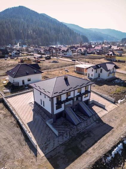Casă cu 4 camere în Brodina