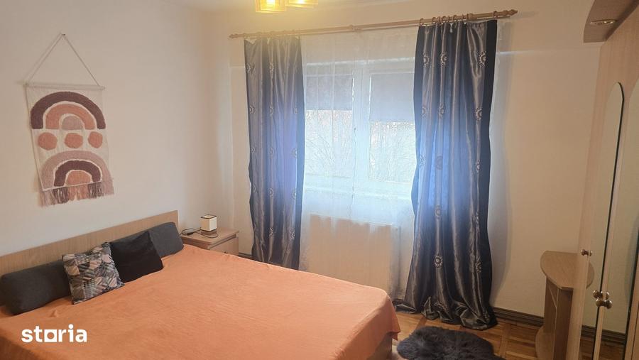 Apartament cu 2 camere decomandat în 22 Decembrie