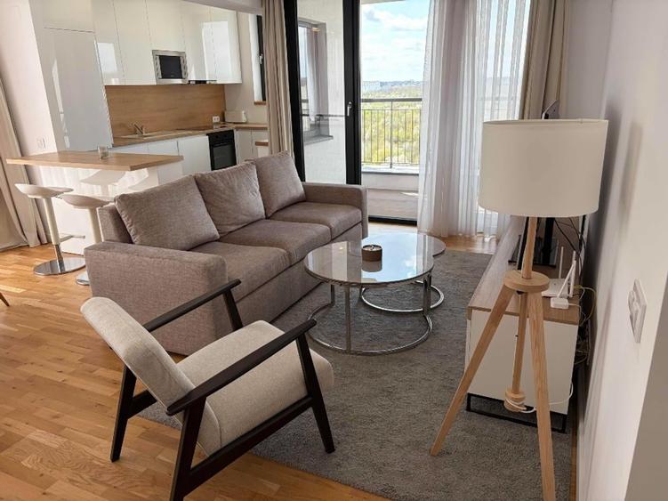 Apartament cu 3 camere decomandat în Iancu Nicolae