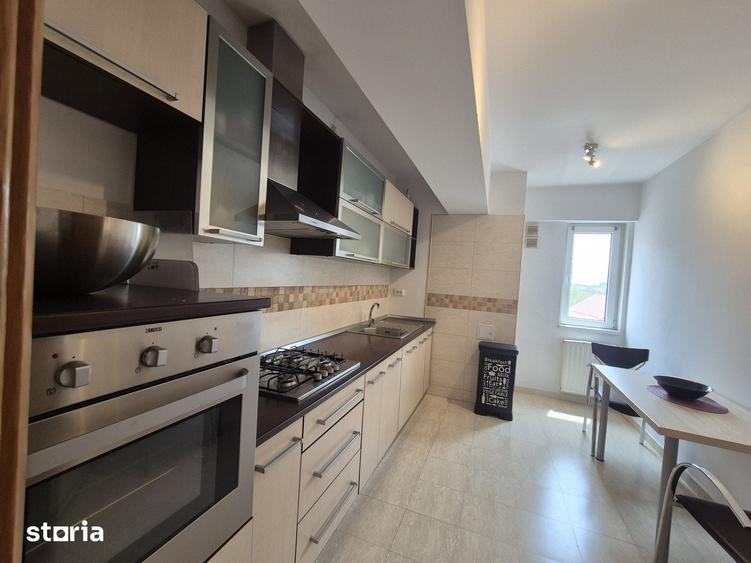 Apartament cu 3 camere în Centrul Civic