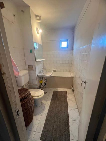 Apartament cu 4 camere decomandat în Ultracentral