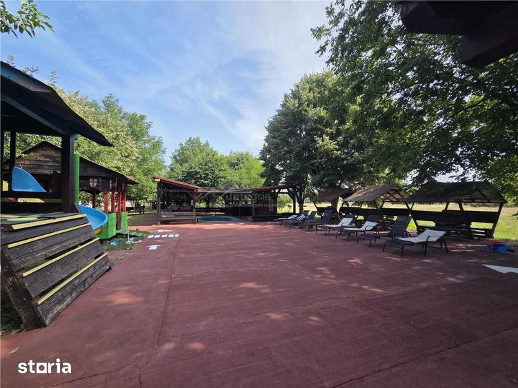 Casă cu Teren 2766 Mp în Sânmartin