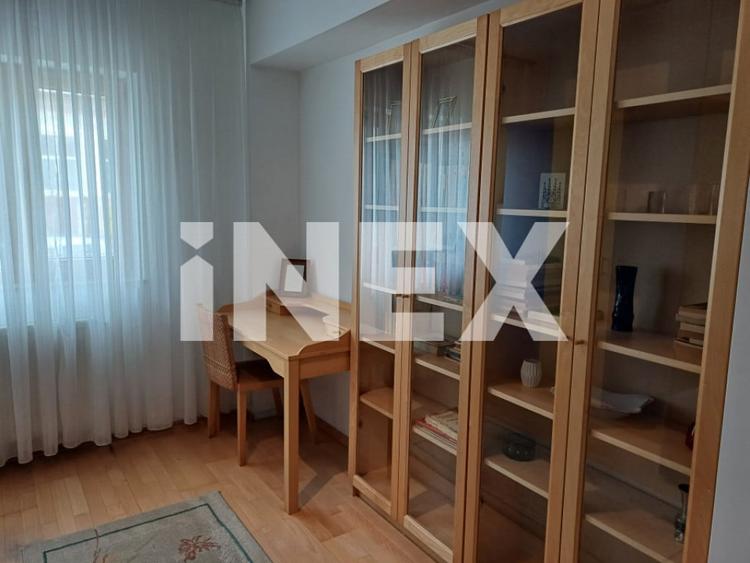 Apartament cu 3 camere decomandat în Ultracentral